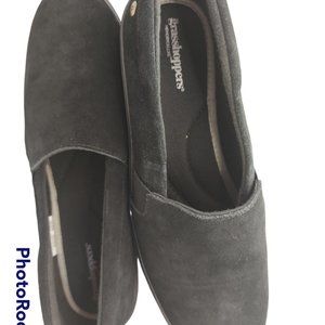 Grasshoppers Black Suede Slip-On Shoe Women's Size 9 1/2